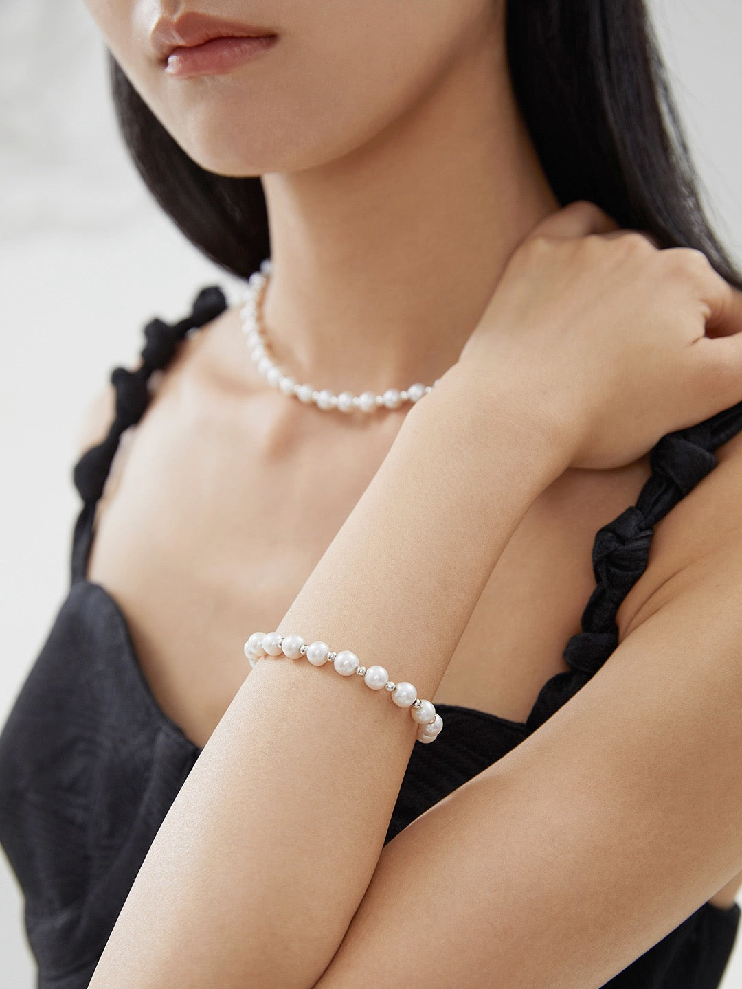 Luna Pearl Bracelet