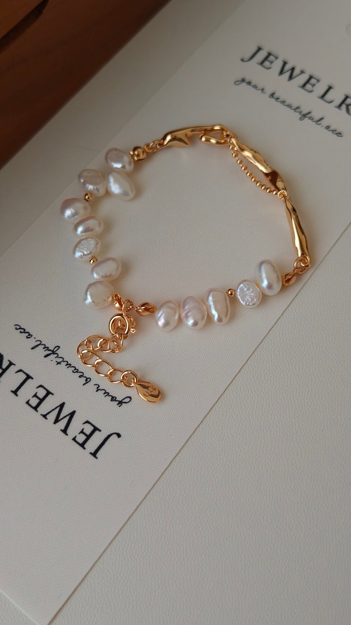 Solace Pearl Bracelet